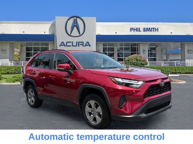 2025 Toyota RAV4 3