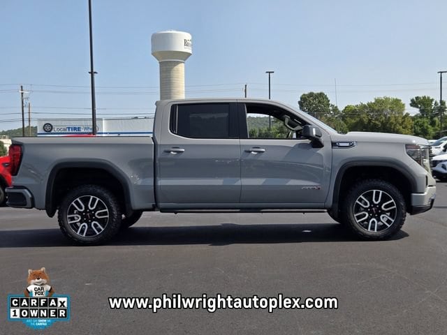 Used 2024 GMC Sierra 1500 AT4 with VIN 3GTUUEE88RG323061 for sale in Little Rock