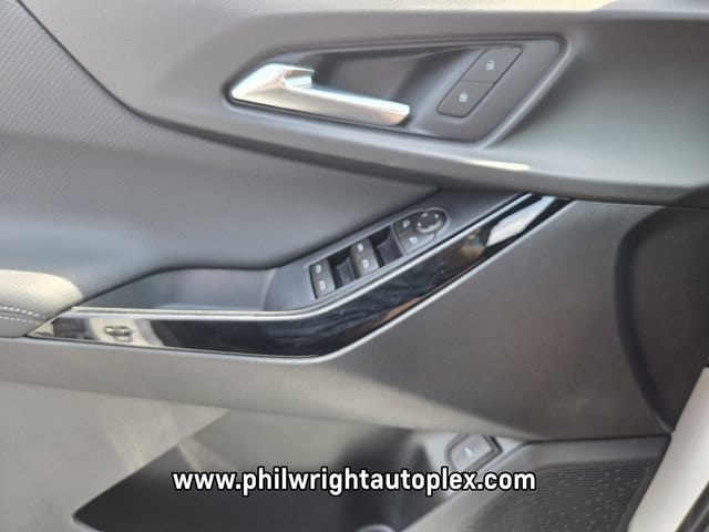 2026 Chevrolet Equinox LT - Photo 26