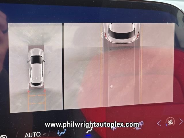 2025 Chevrolet Equinox EV RS - Photo 25