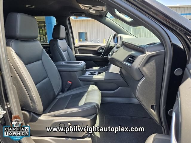 2024 Chevrolet Suburban LT - Photo 21