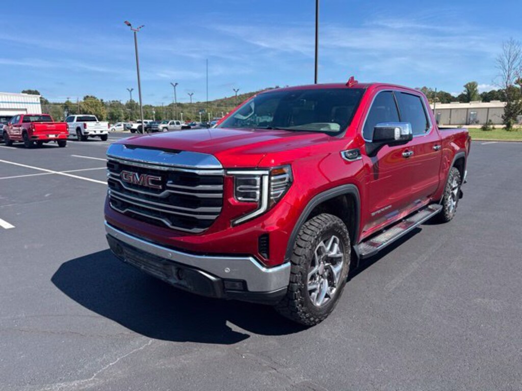 Used 2025 GMC Sierra 1500 SLT Truck Crew Cab