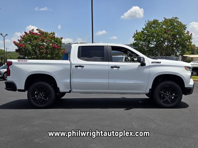 2026 Chevrolet Silverado 1500 LT Trail Boss - Photo 2