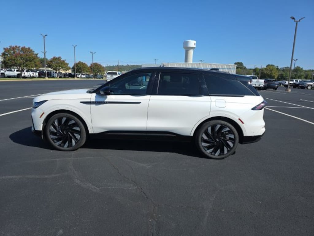 Used 2024 Lincoln Nautilus Reserve SUV