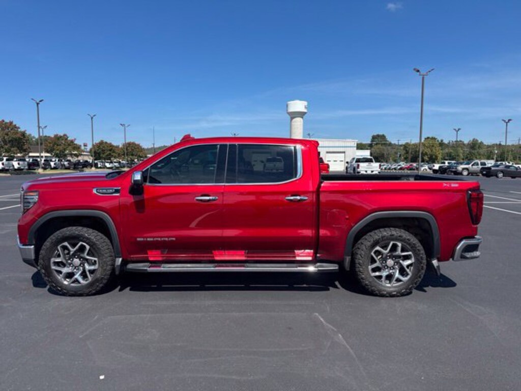 Used 2025 GMC Sierra 1500 SLT Truck Crew Cab