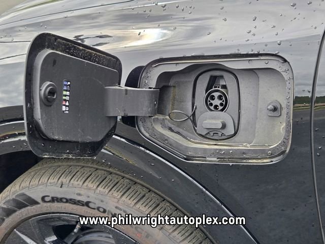 2025 Chevrolet Equinox EV RS - Photo 17