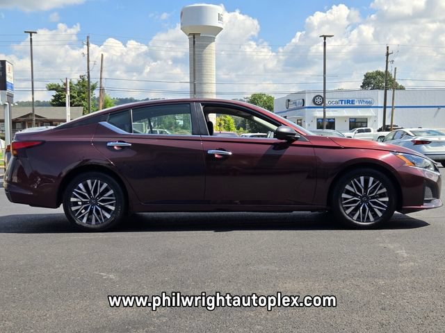 Used 2024 Nissan Altima SV with VIN 1N4BL4DV0RN335553 for sale in Russellville, AR