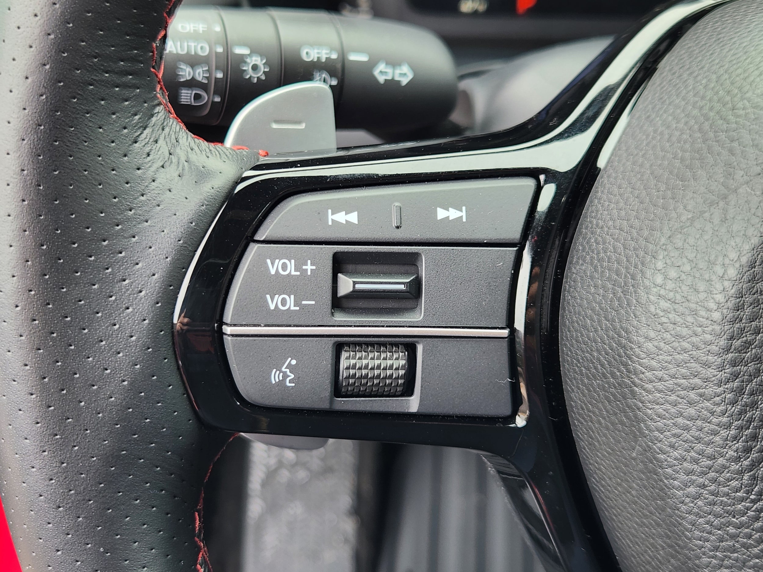 2025 Acura ADX A-Spec Package - Photo 23