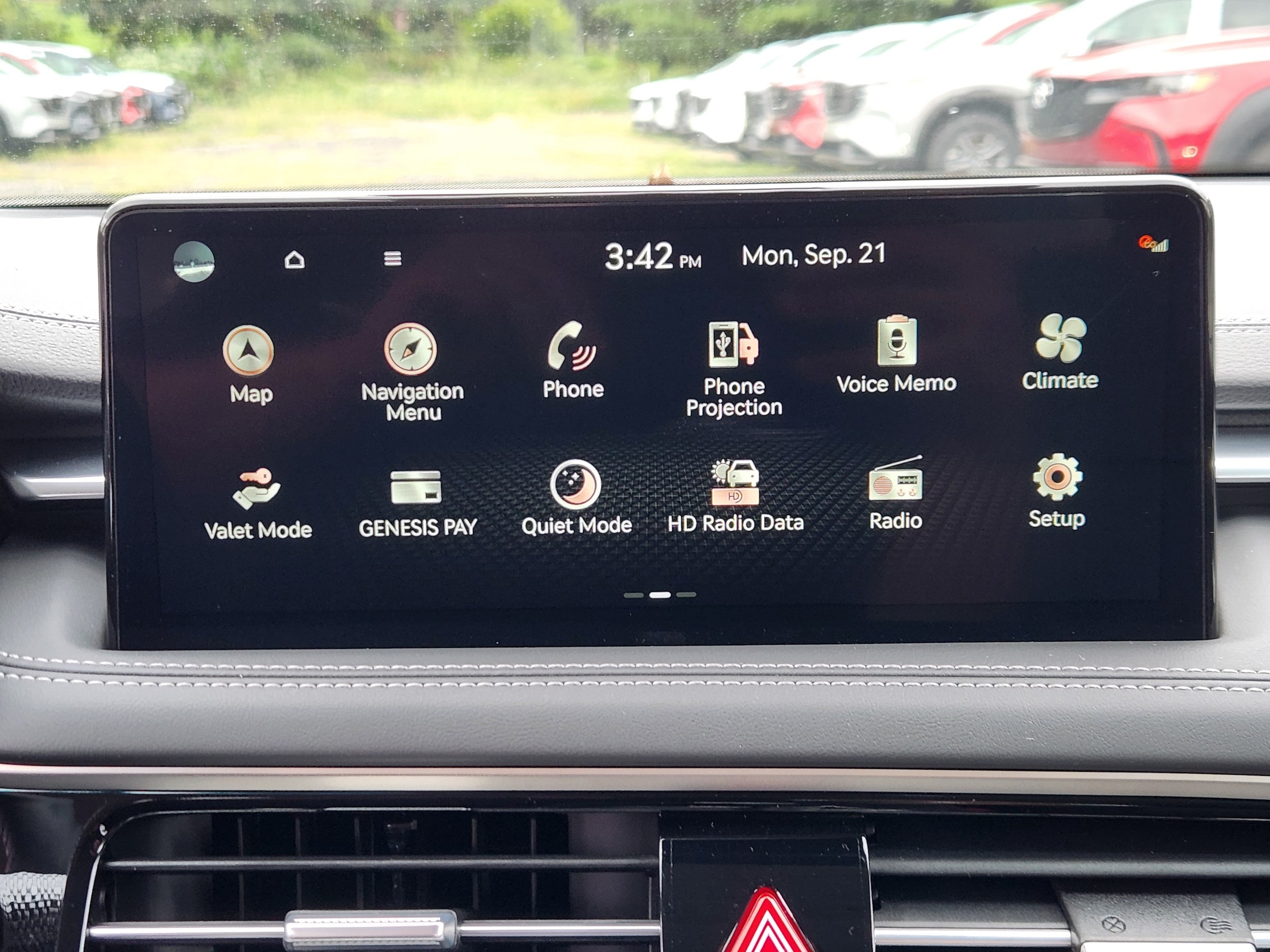2026 GENESIS G70 Standard - Photo 11