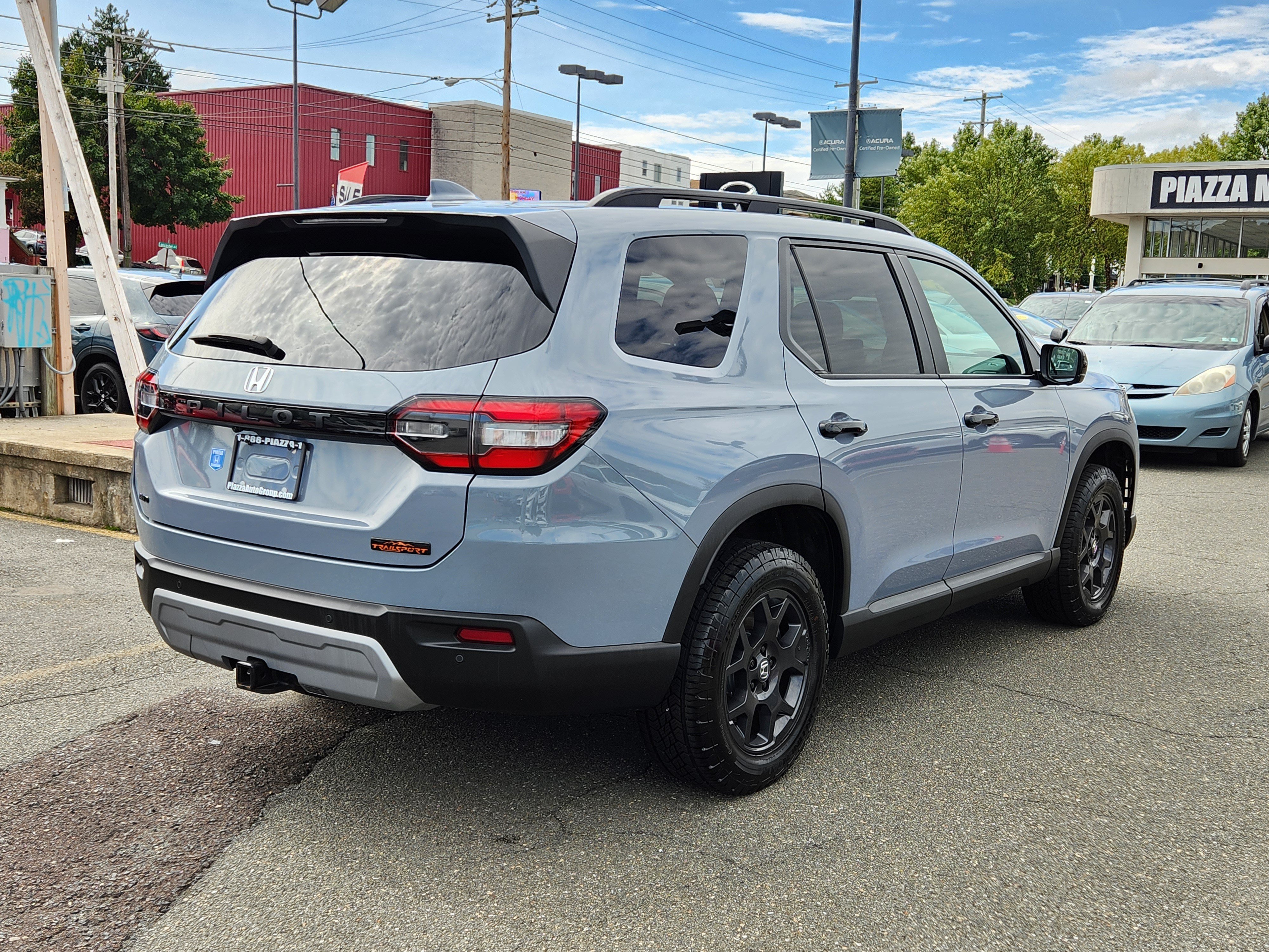 Certified 2025 Honda Pilot TrailSport SUV