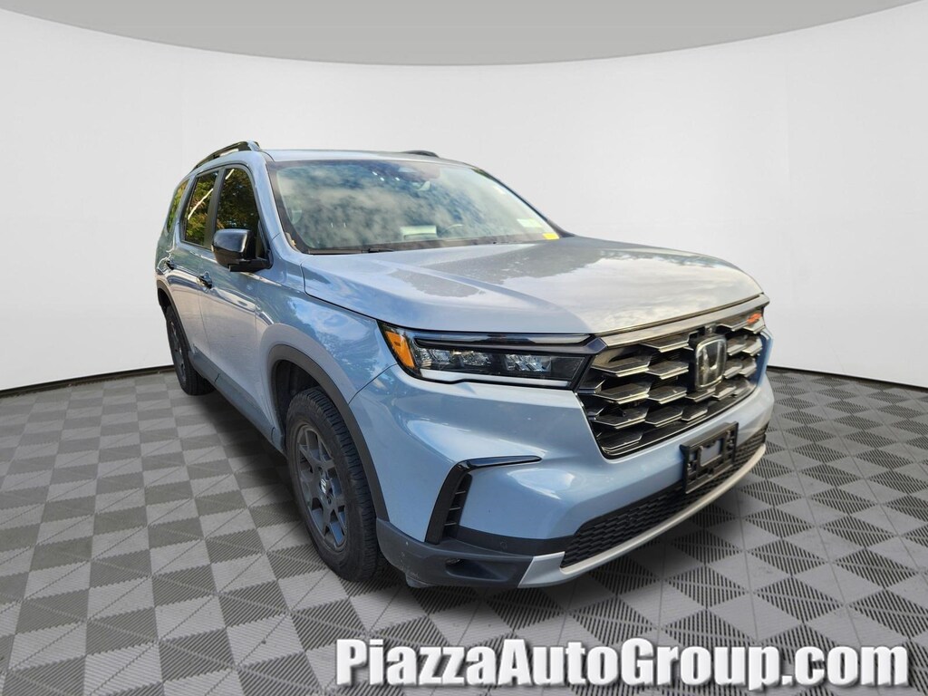 Certified 2025 Honda Pilot TrailSport SUV