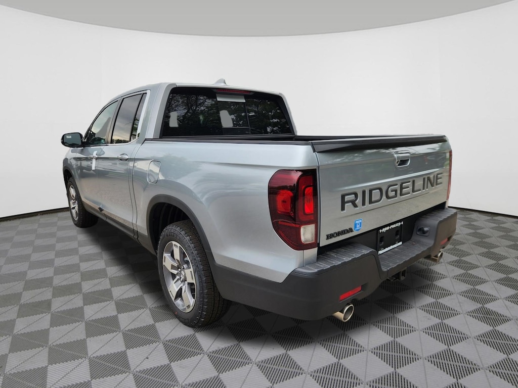 New 2026 Honda Ridgeline RTL Truck Crew Cab