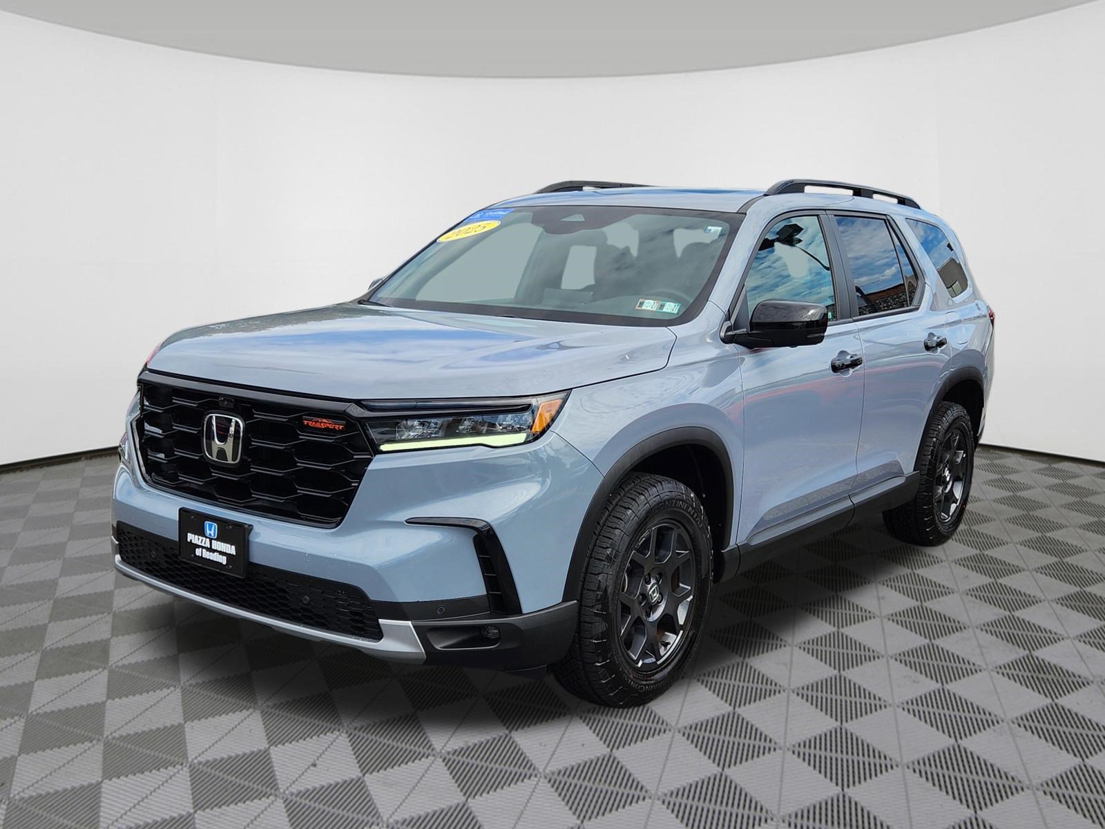 Certified 2025 Honda Pilot TrailSport SUV