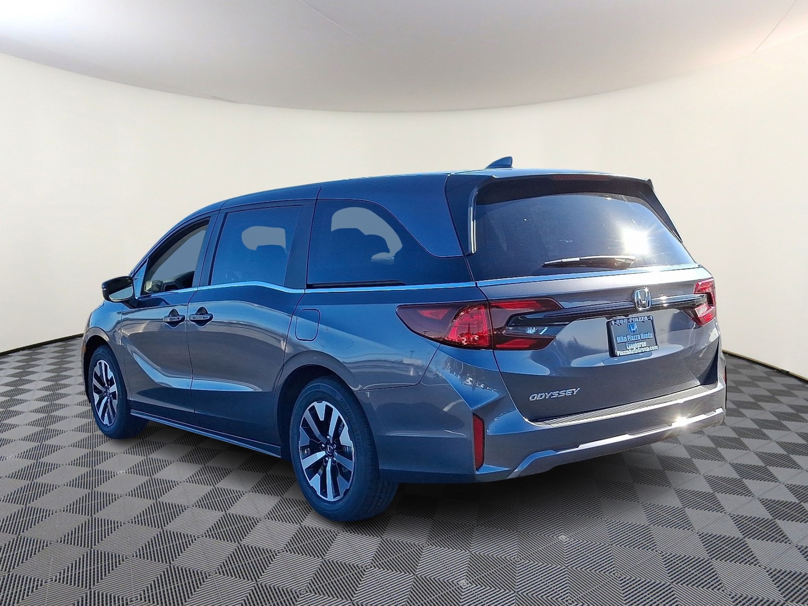 2026 Honda Odyssey EX-L - Photo 3