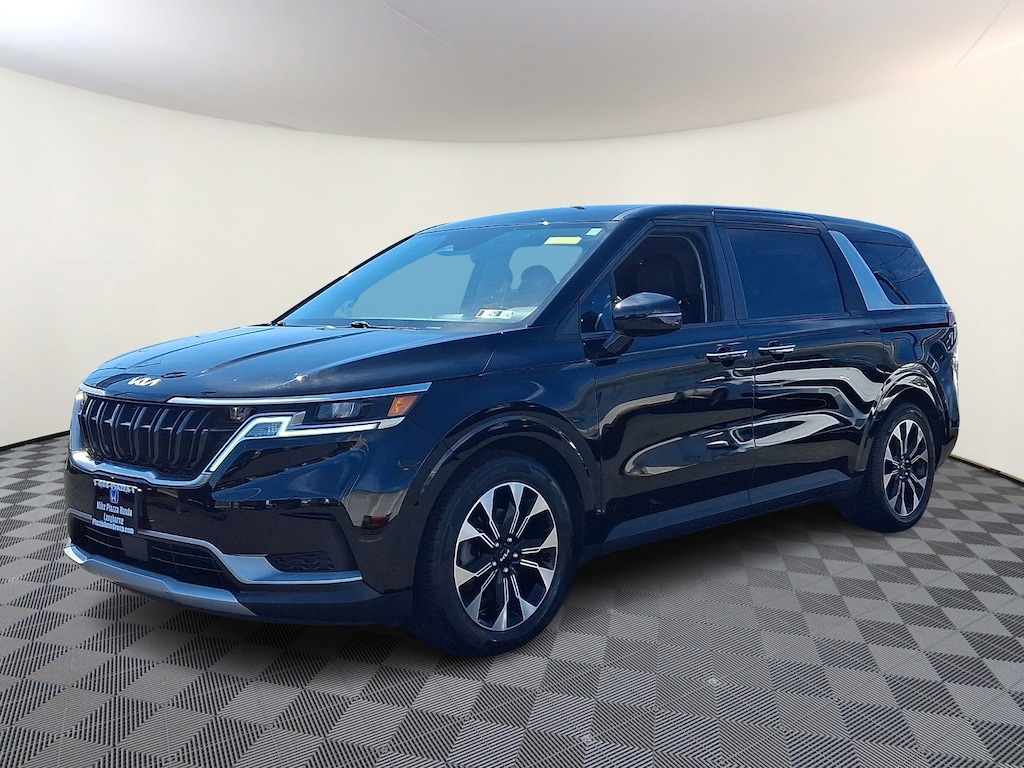 Used 2024 Kia Carnival MPV EX Passenger Van