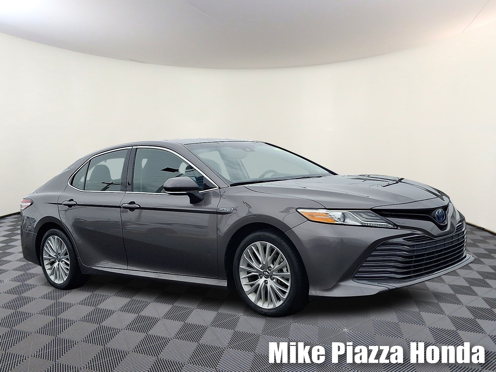 2020 Toyota Camry XLE
