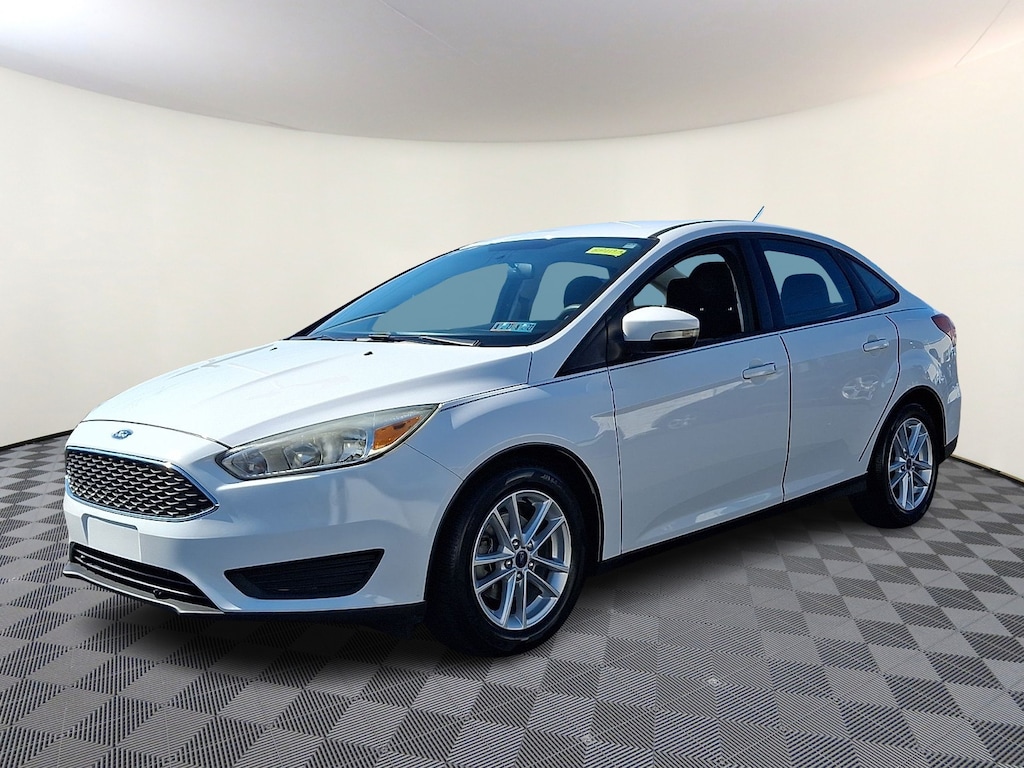 Used 2016 Ford Focus SE Sedan