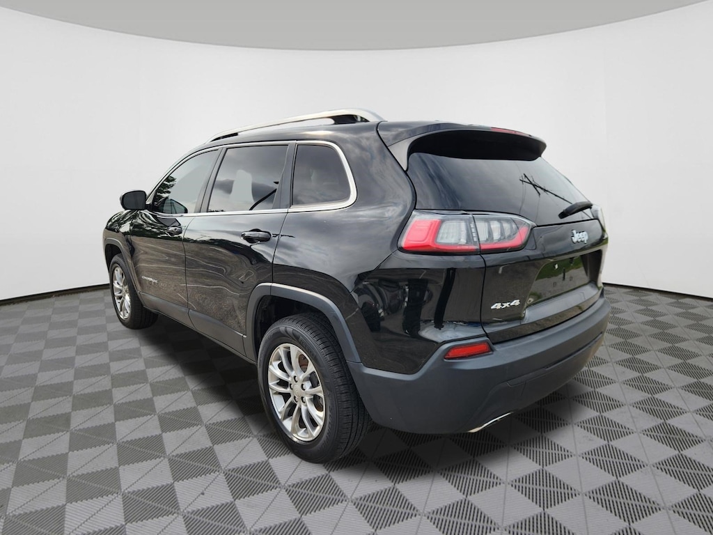 Used 2019 Jeep Cherokee Latitude Plus SUV