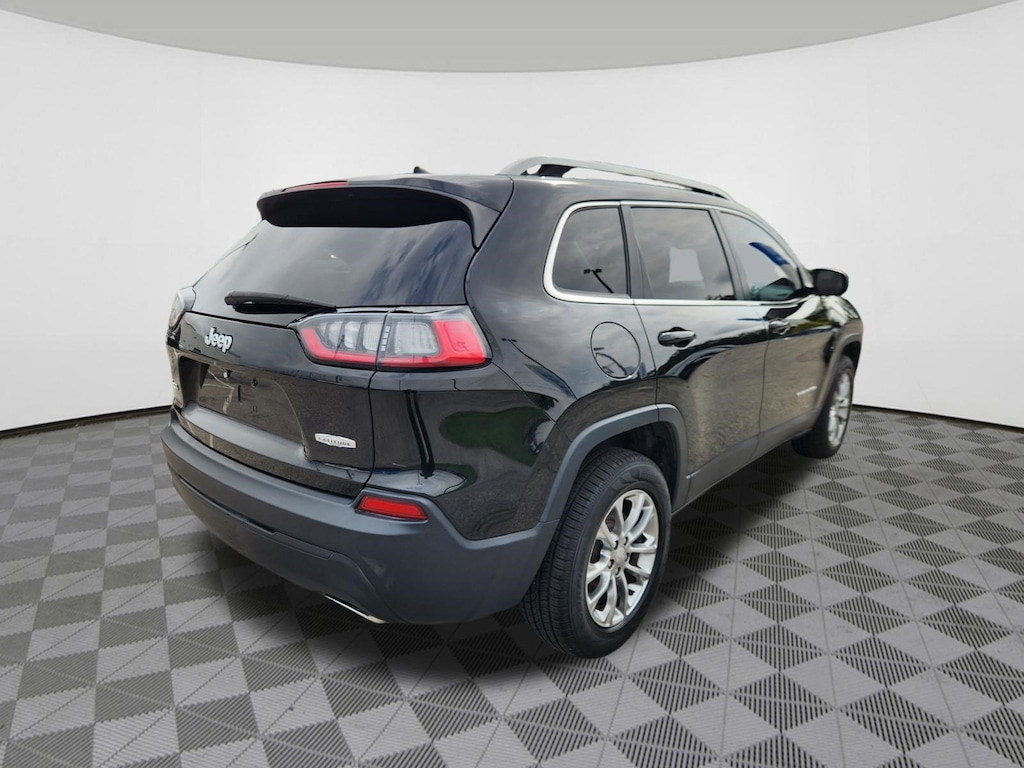 Used 2019 Jeep Cherokee Latitude Plus SUV