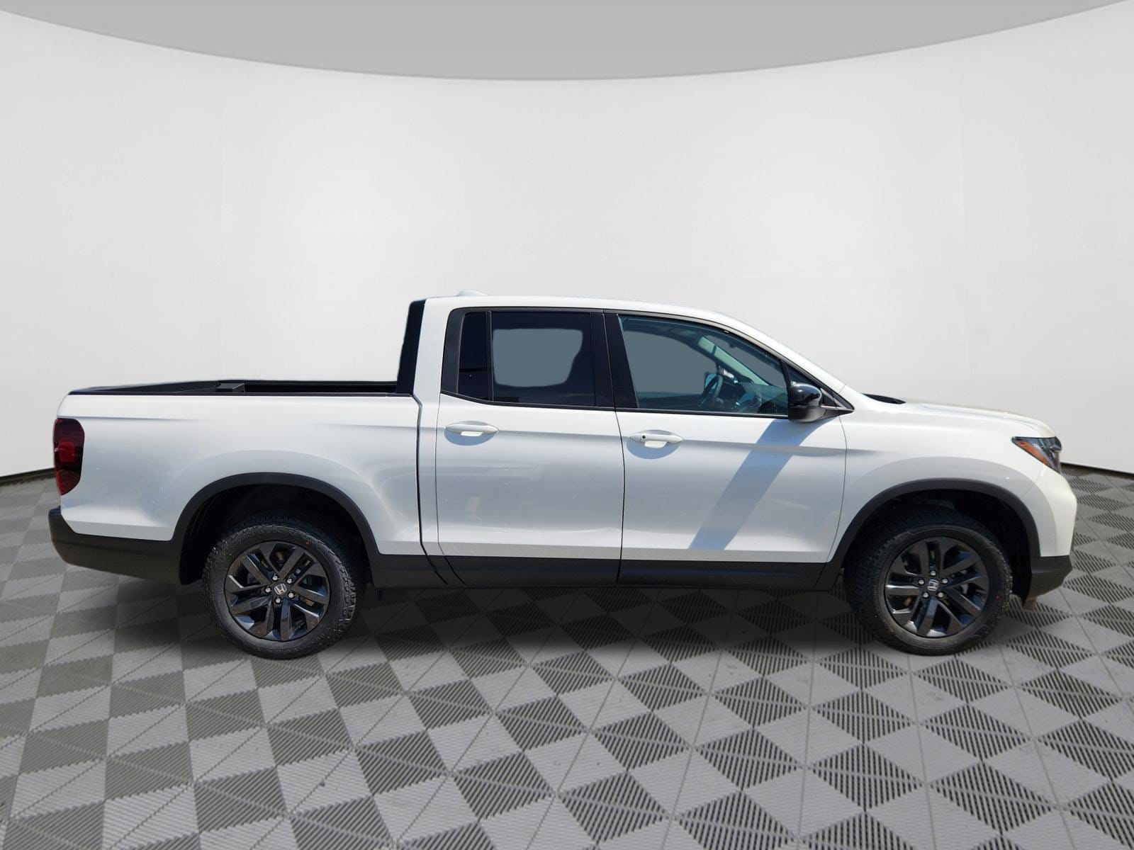 2026 Honda Ridgeline Sport - Photo 6