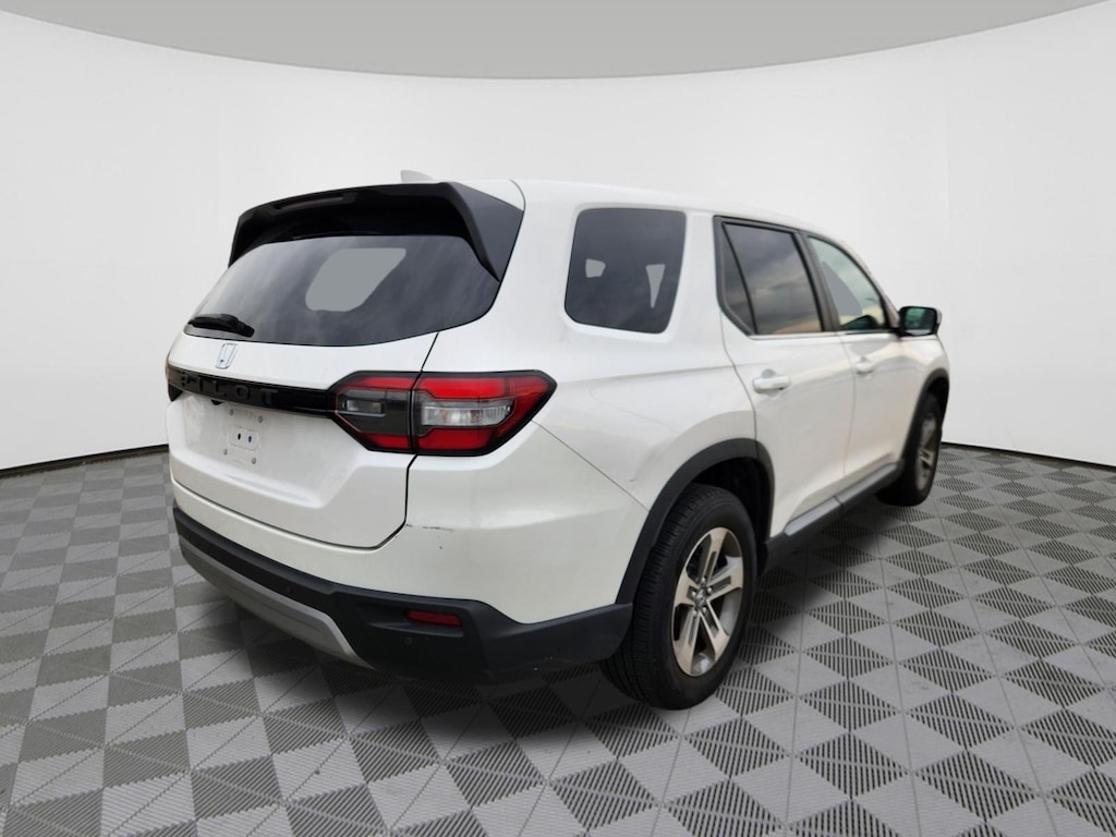 Certified 2024 Honda Pilot EX-L 7 Passenger SUV