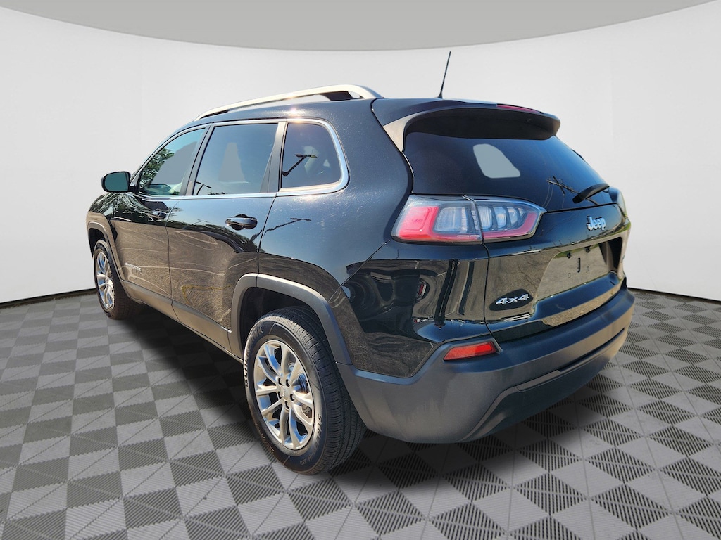 Used 2019 Jeep Cherokee LATIPLUS SUV