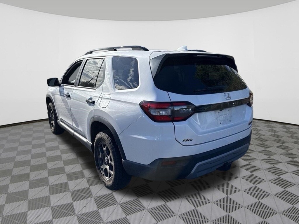 Certified 2024 Honda Pilot TrailSport SUV