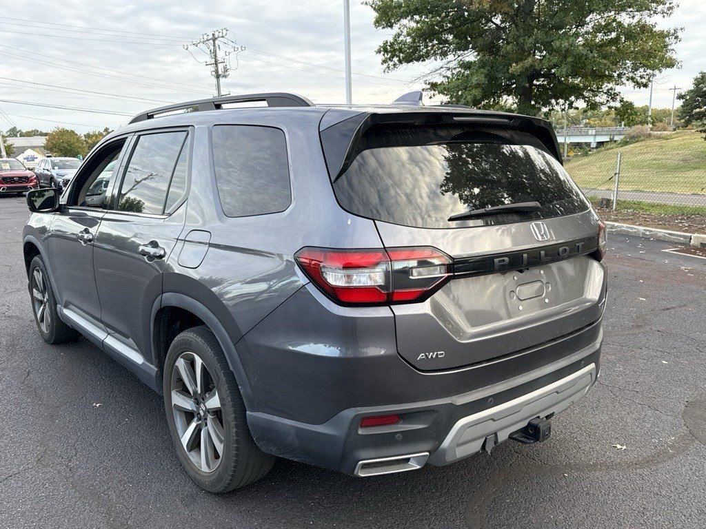 Certified 2023 Honda Pilot Touring SUV