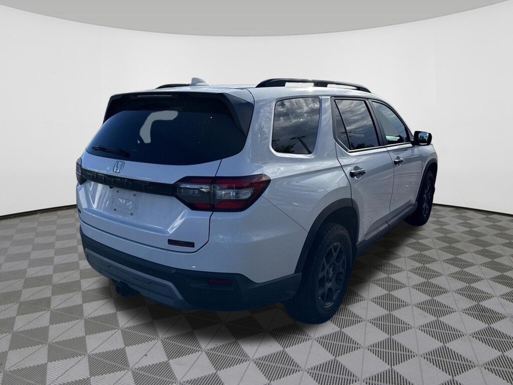 Certified 2024 Honda Pilot TrailSport SUV