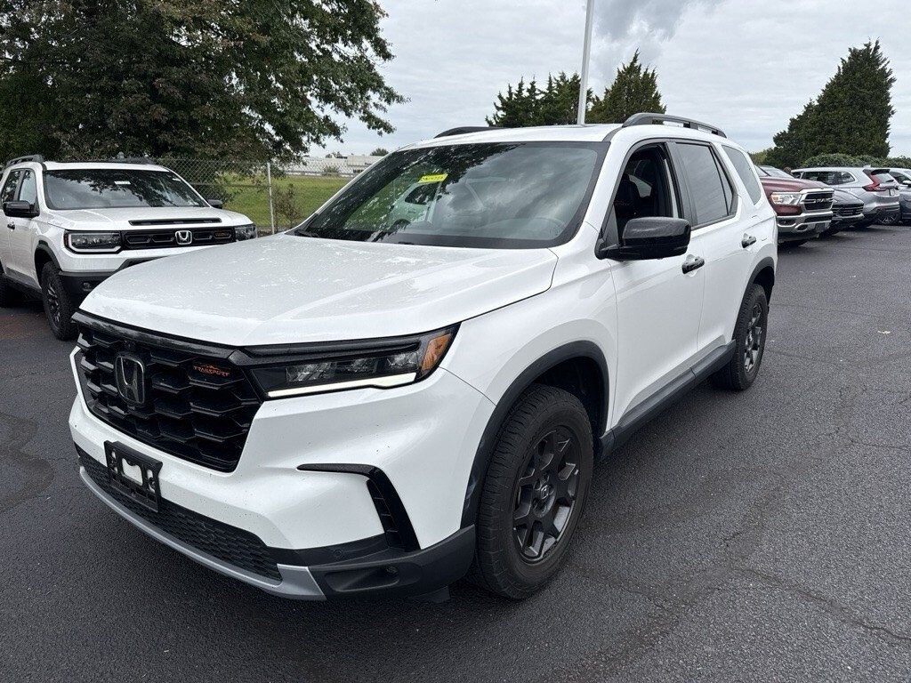 Certified 2024 Honda Pilot TrailSport SUV