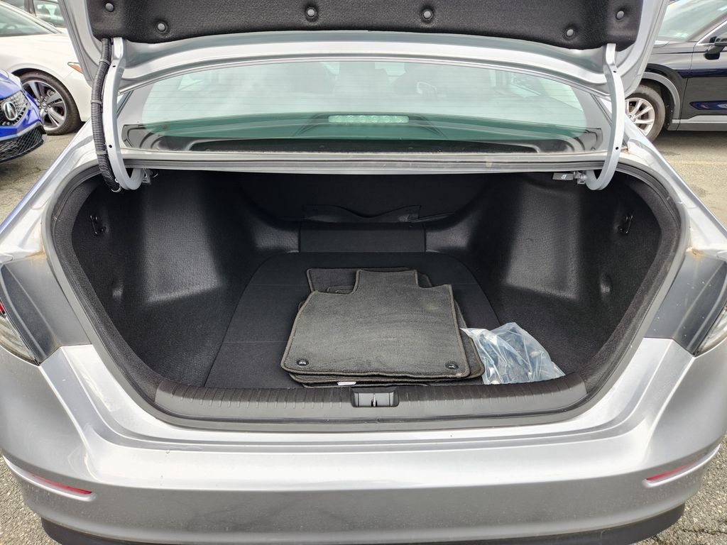 2023 Honda Accord LX - Photo 8