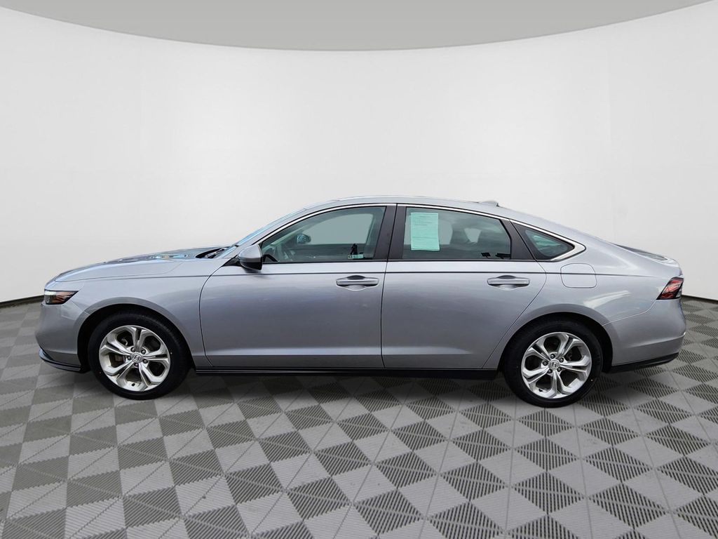 2023 Honda Accord LX - Photo 5