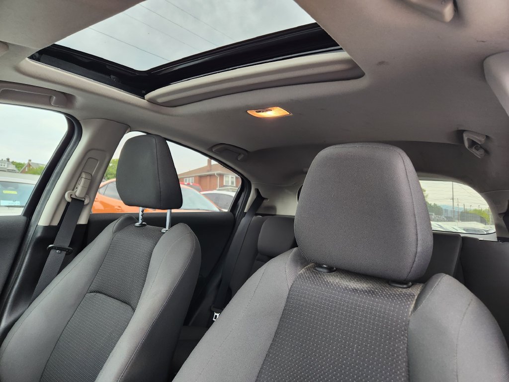 2022 Honda HR-V EX - Photo 12