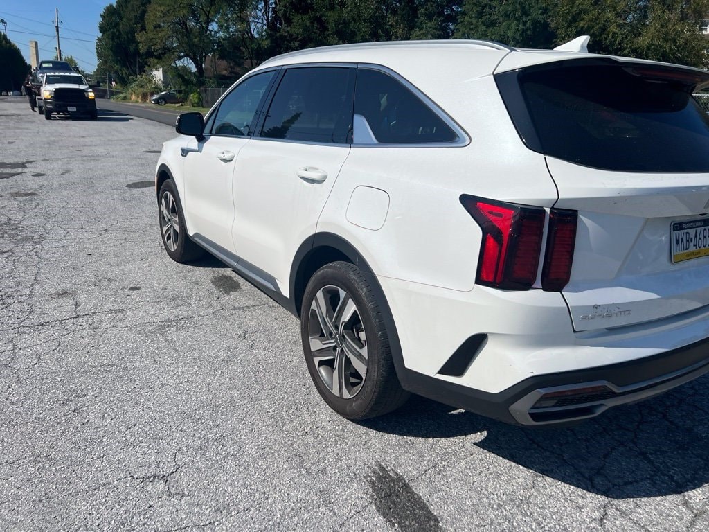 Used 2024 Kia Sorento Hybrid EX SUV