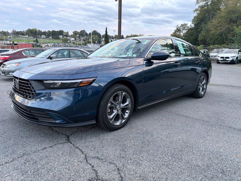 Used 2024 Honda Accord EX Sedan