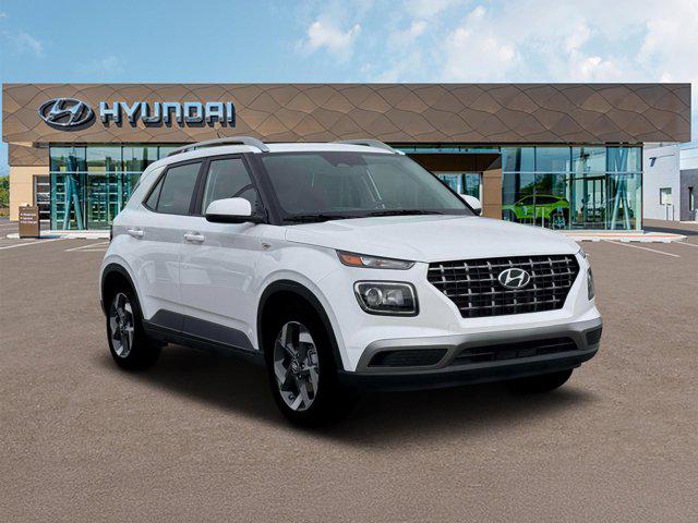 2026 Hyundai Venue SEL - Photo 11