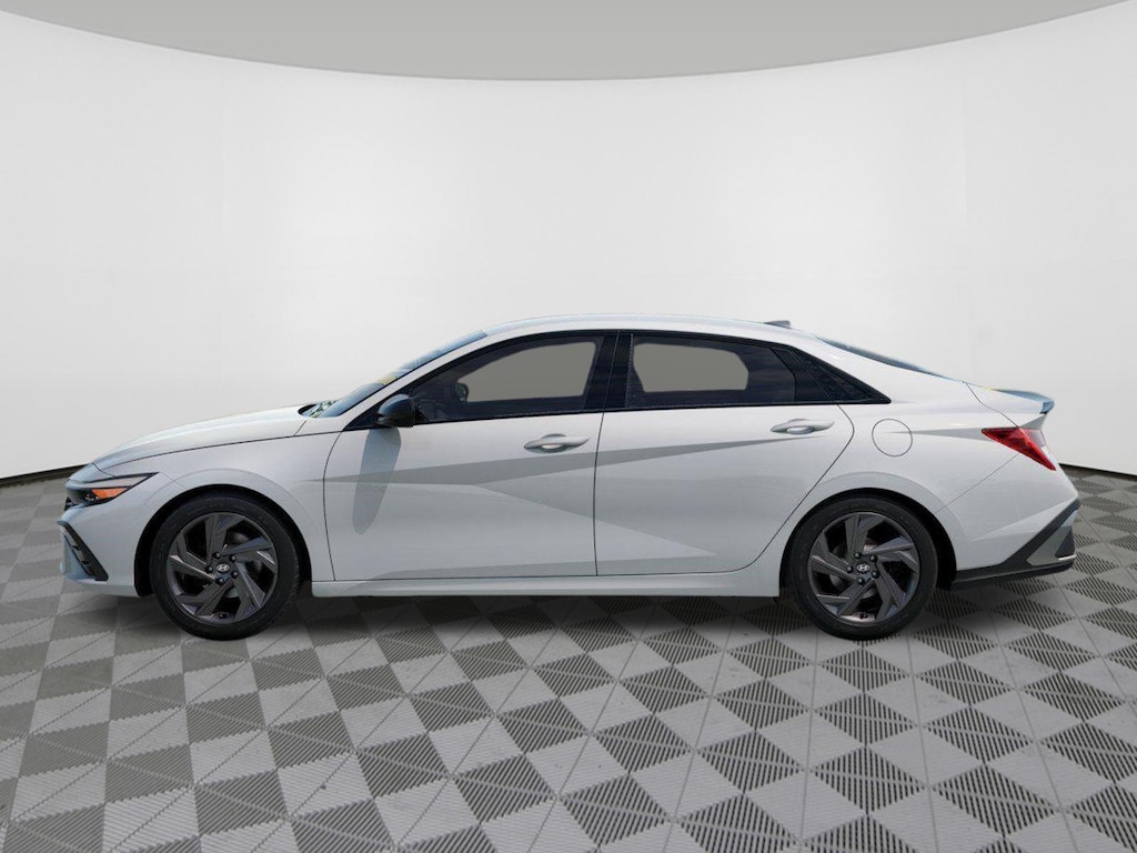 New 2026 Hyundai Elantra SEL Sport Plus Sedan