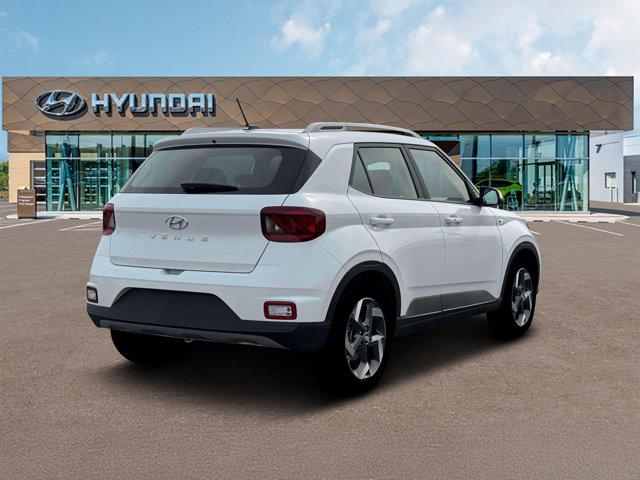 2026 Hyundai Venue SEL - Photo 7