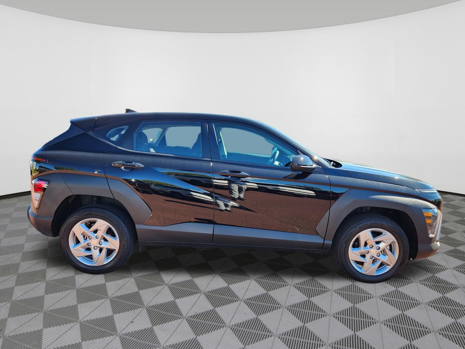 2026 Hyundai Kona SE - Photo 6