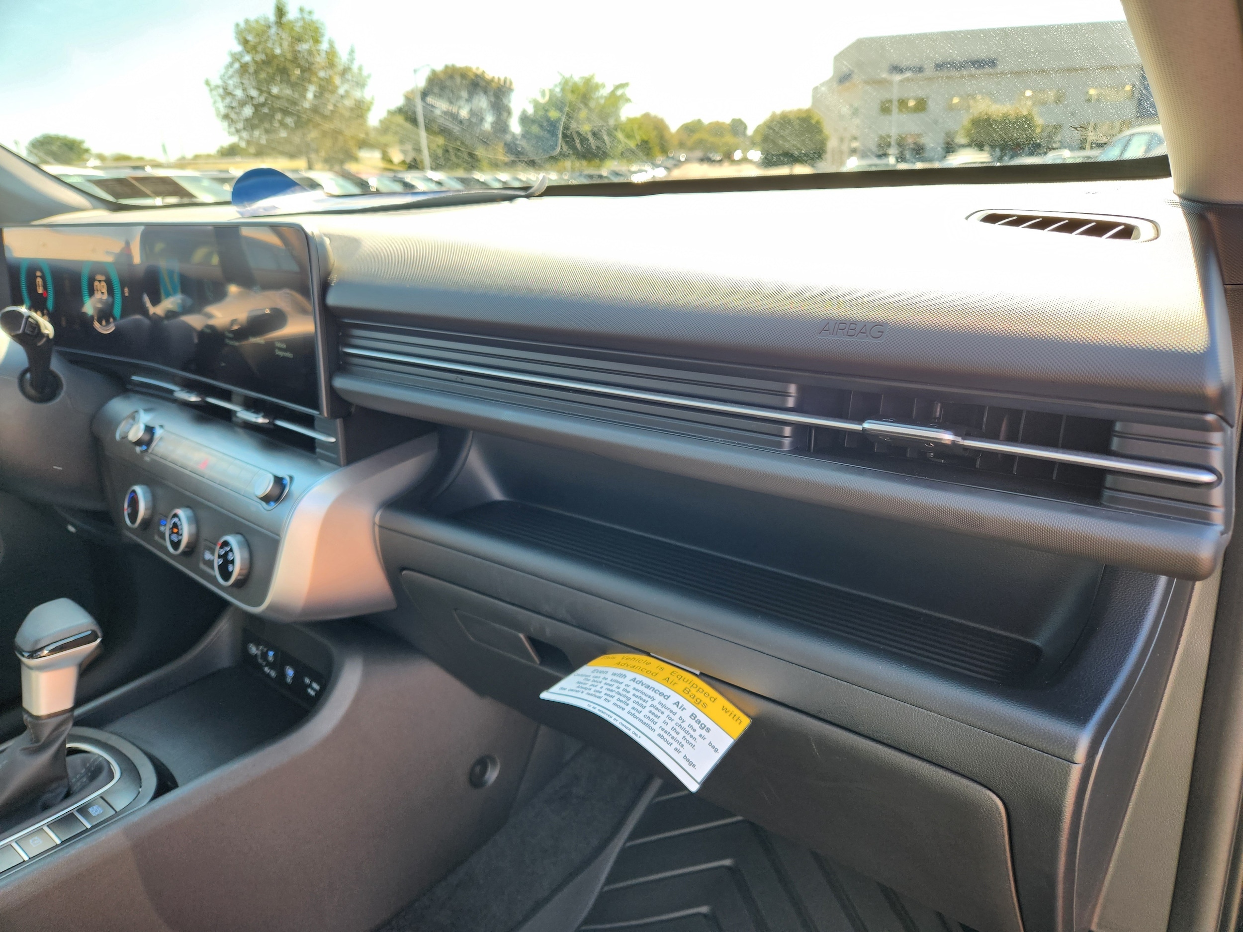 2026 Hyundai Kona SE - Photo 17