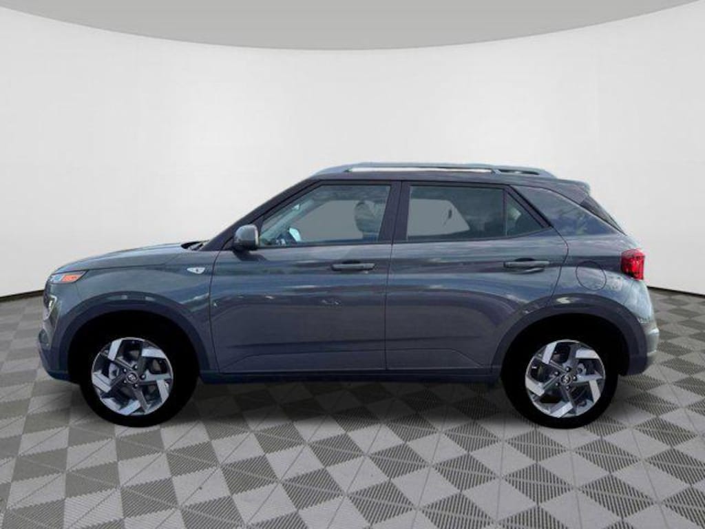 New 2026 Hyundai Venue SEL SUV