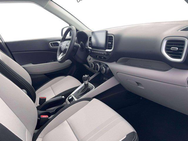 2026 Hyundai Venue SEL - Photo 15