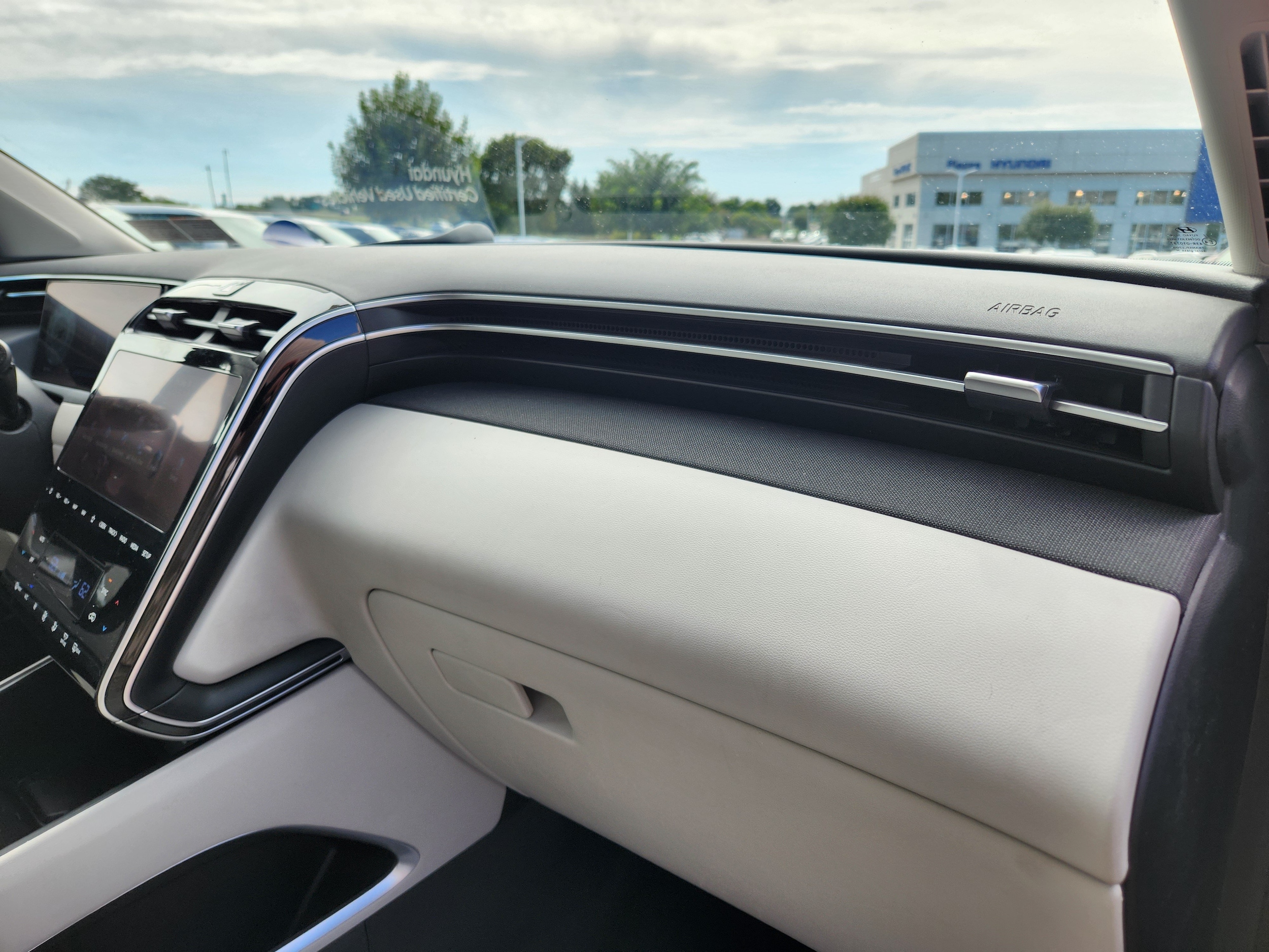 2024 Hyundai Tucson Limited - Photo 17