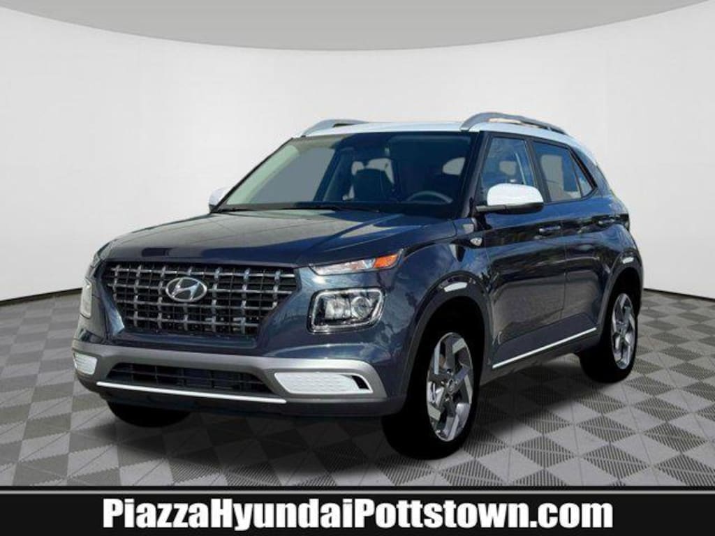 New 2026 Hyundai Venue SEL w/Two-Tone Roof SUV