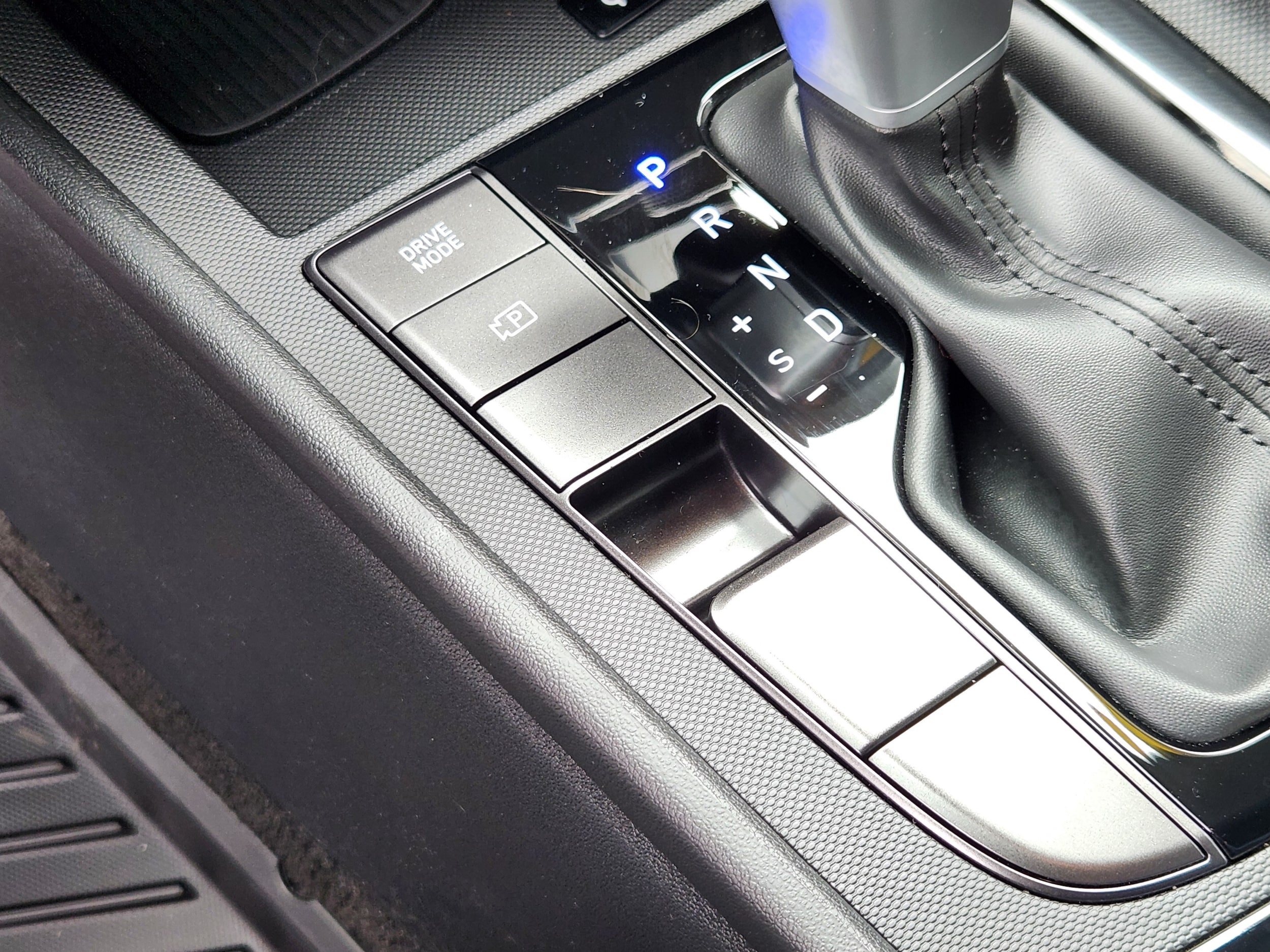 2025 Hyundai Elantra Blue - Photo 22