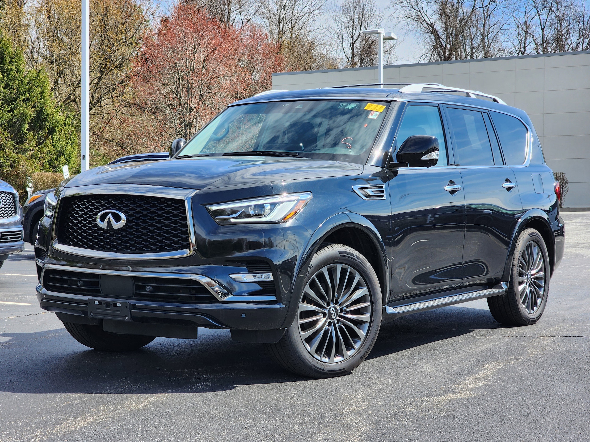 2024 INFINITI QX80