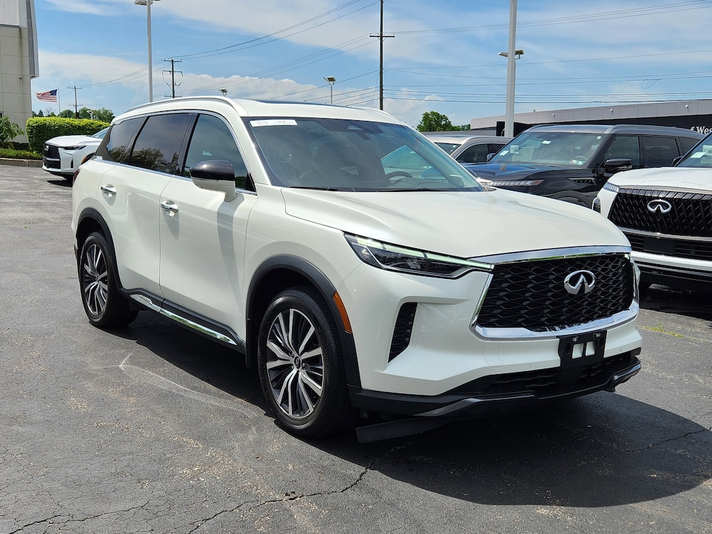Used 2023 INFINITI QX60 SENSORY SENSORY AWD