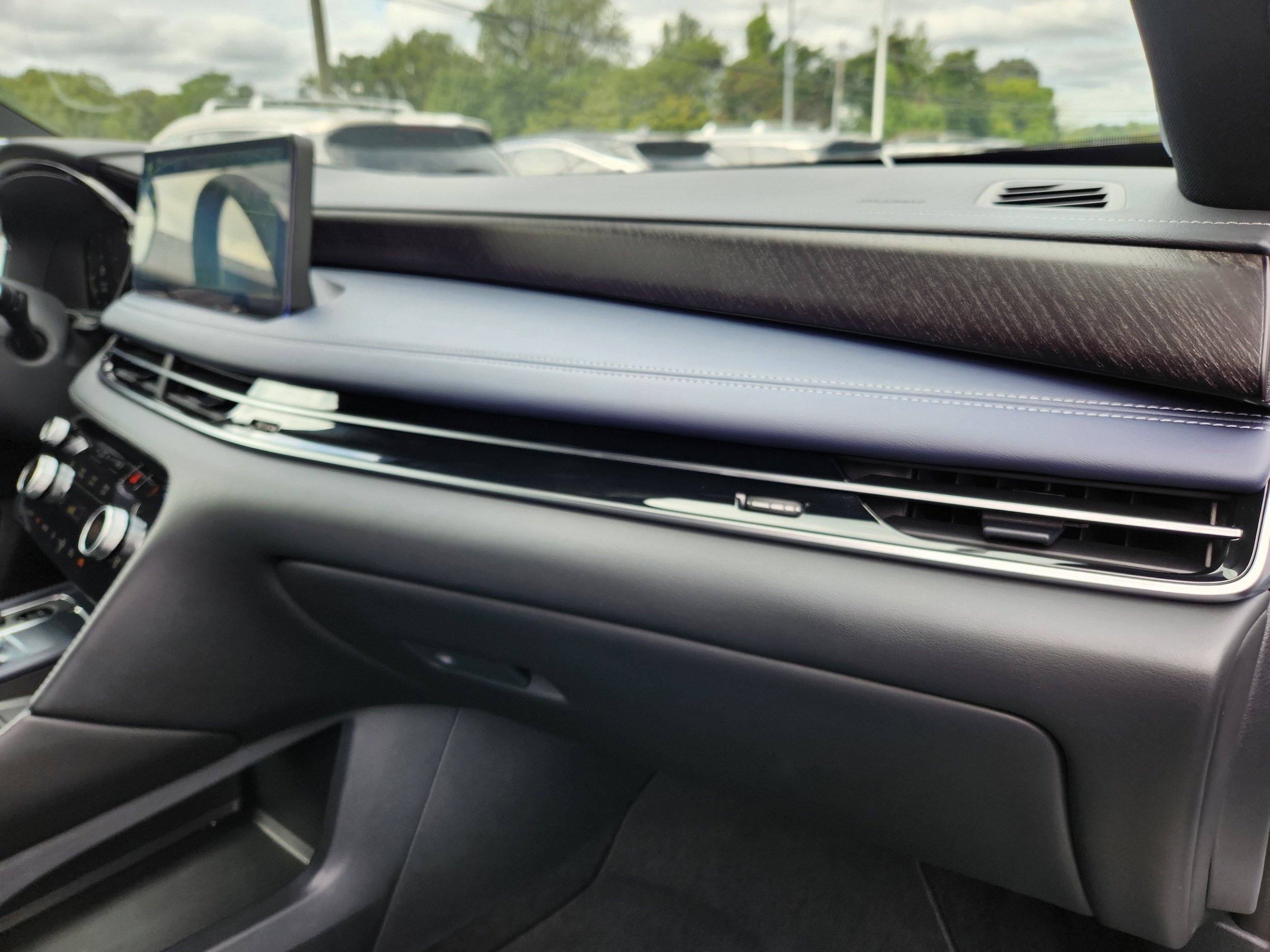 2026 INFINITI QX60 Sport - Photo 17