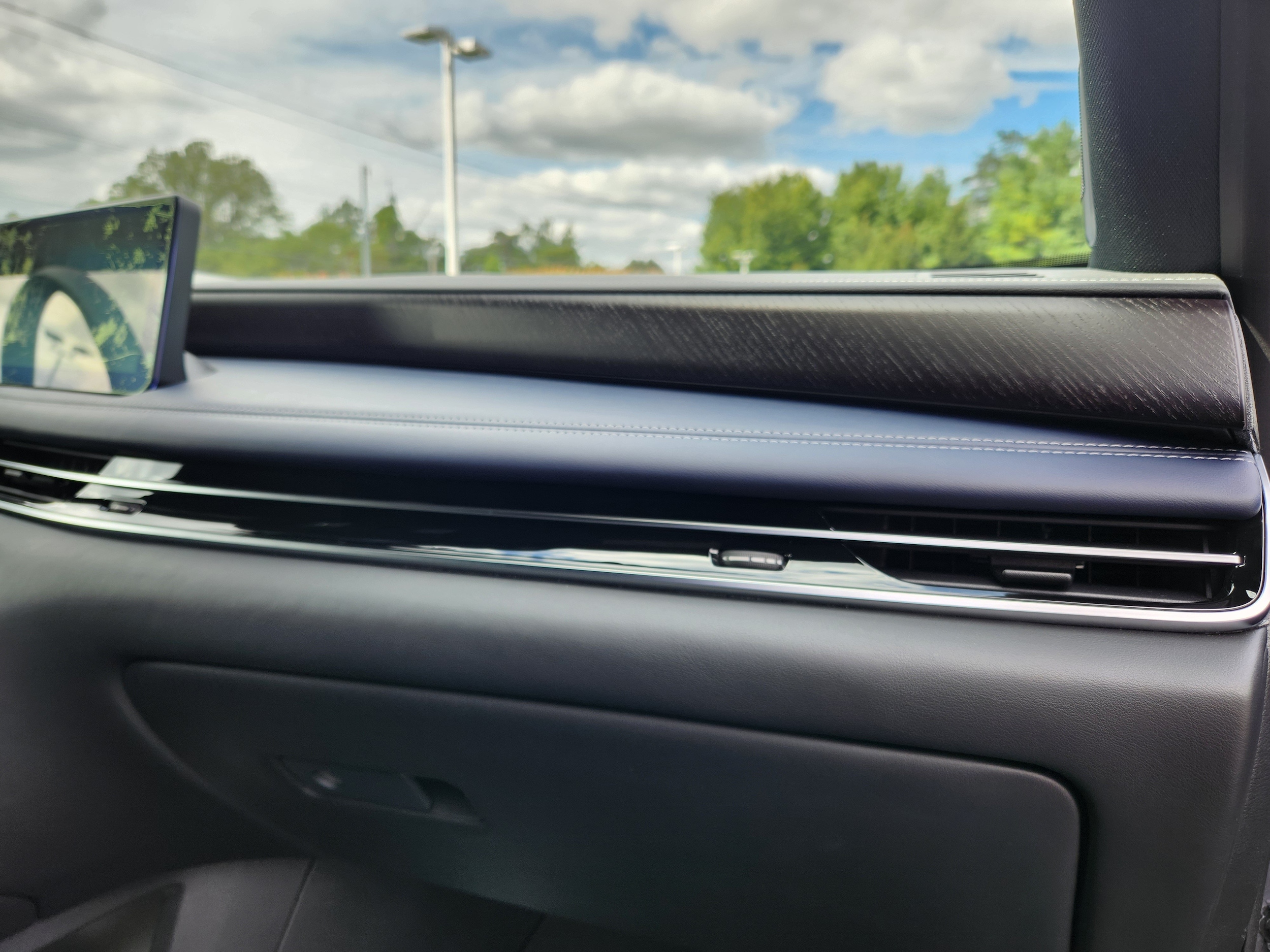 2026 INFINITI QX60 Sport - Photo 17