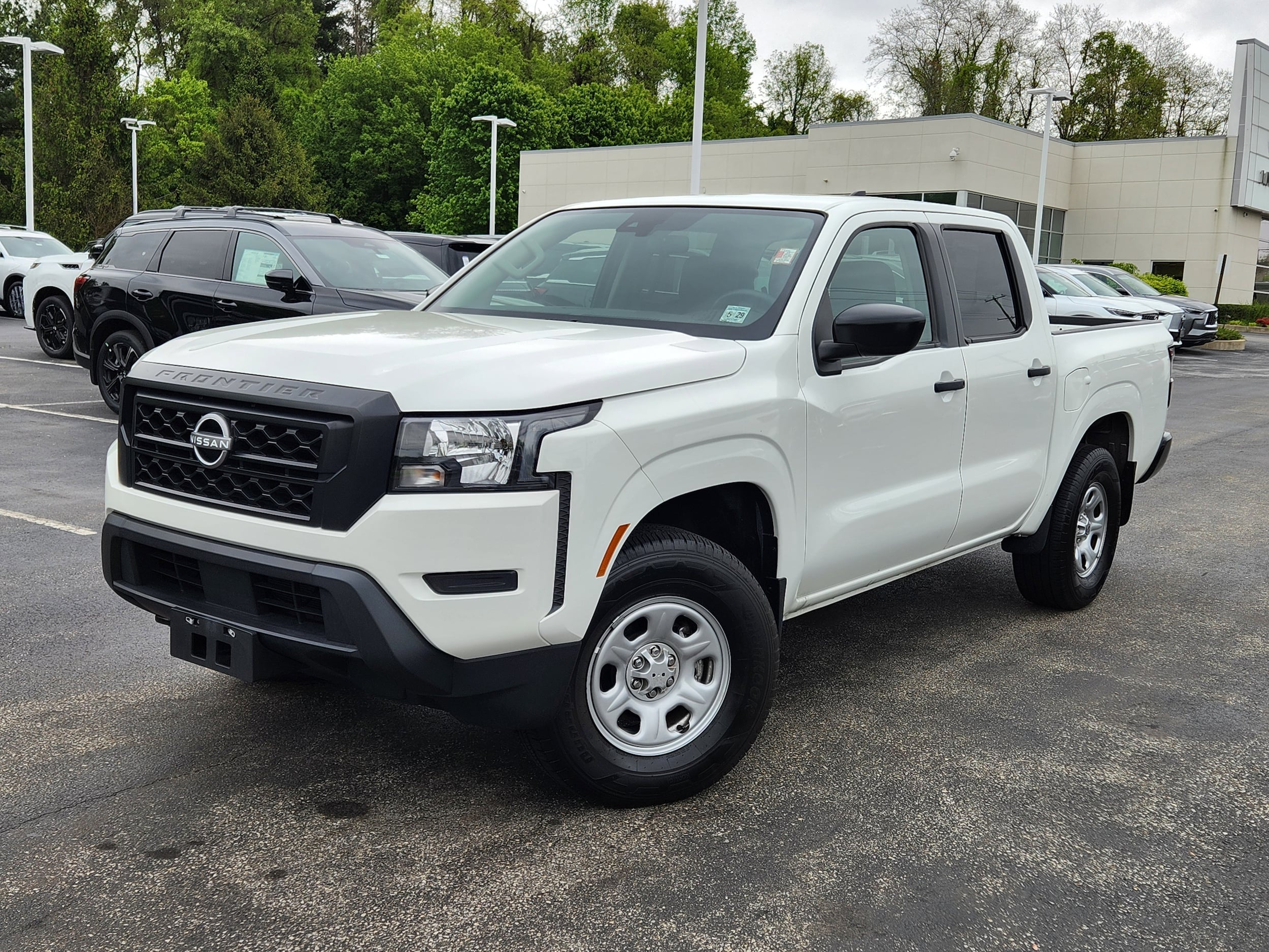 2024 Nissan Frontier